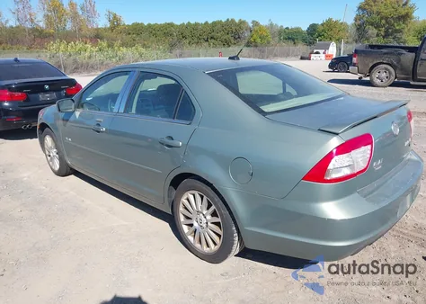 2008 Mercury Milan V6 Premier z USA, uszkodzony, nr VIN 3MEHM02168R607012